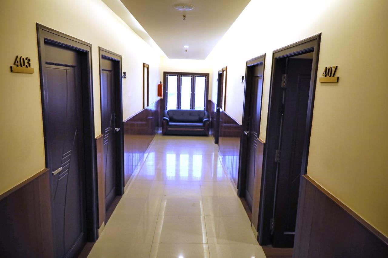 Taz Kamar Family Hotel Chennai Exterior foto