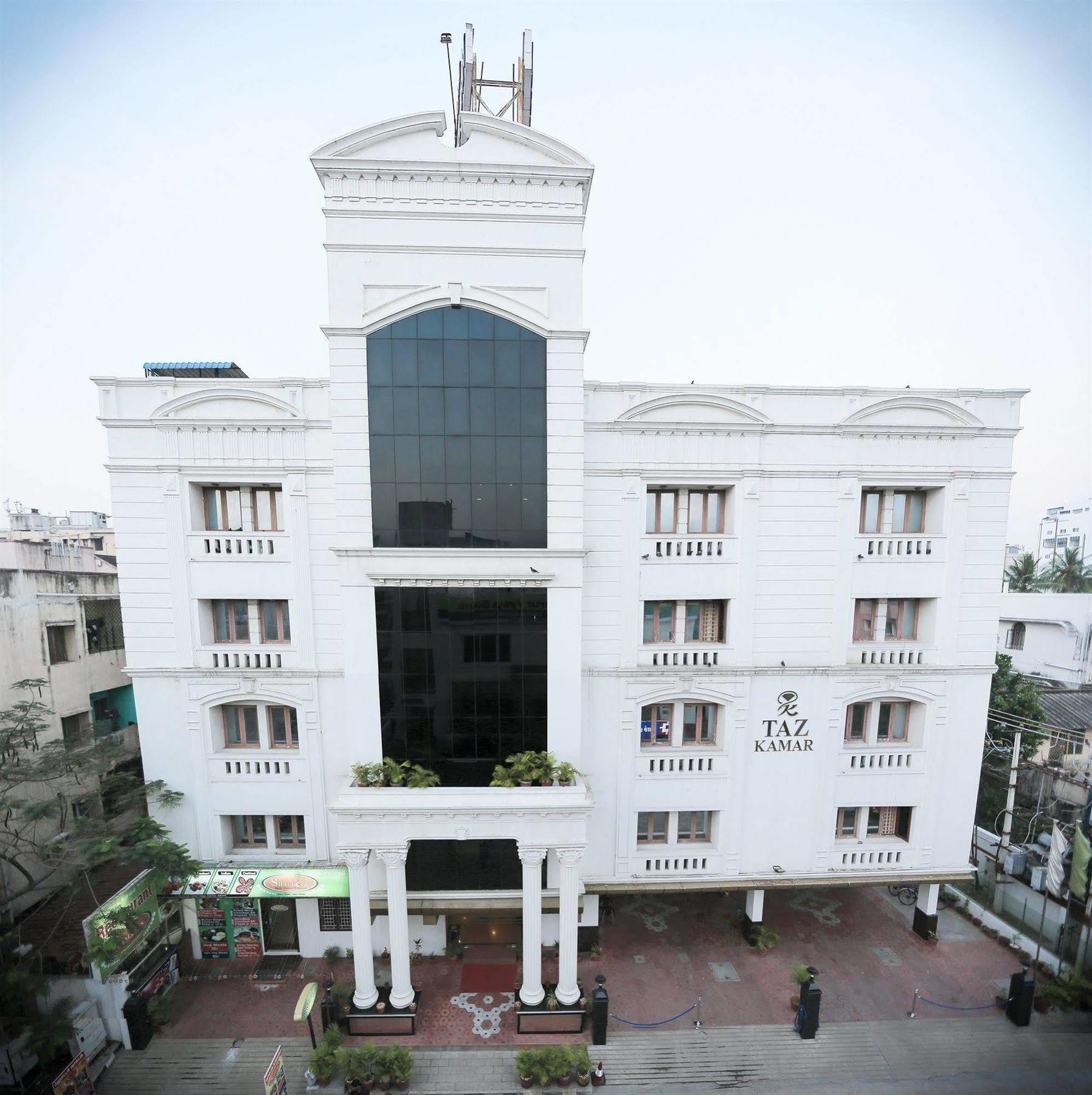 Taz Kamar Family Hotel Chennai Exterior foto