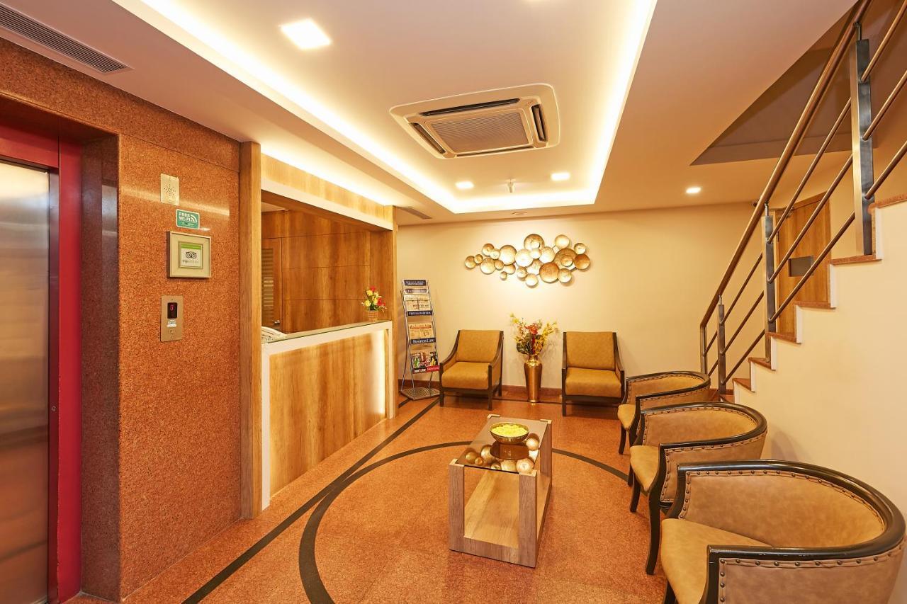 Taz Kamar Family Hotel Chennai Exterior foto